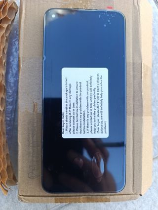 OPPO A53s nero a schermo intero