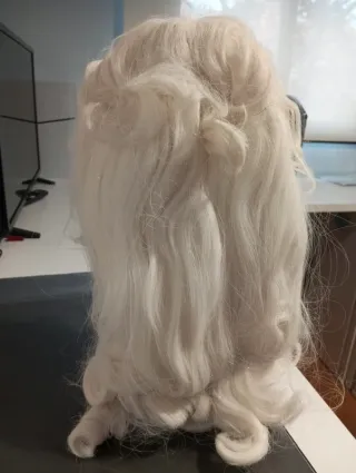 Peluca época mujer blanca