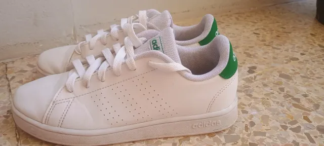 Zapatillas Adidas Blancas y Verdes