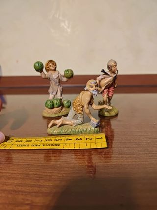 3 statuine presepe Natale festa natalizia decoro