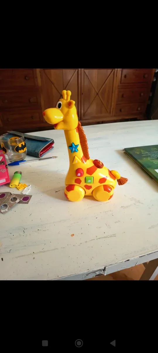 Jirafa de juguete con sonidos