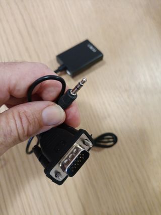 Adaptador VGA a HDMI con USB
