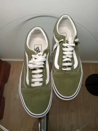 Zapatillas Vans verdes del 39 muy buen estado.
