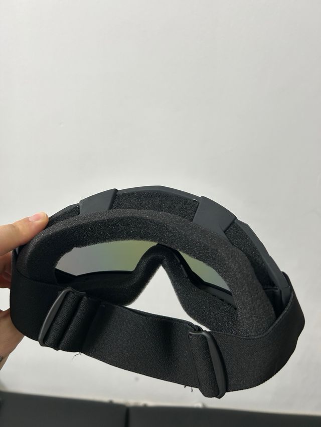 Gafas de moto con lente multicolor