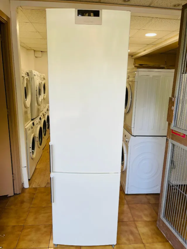 Nevera blanca Siemens