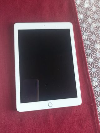 iPad 6ª gen 32GB Rosa