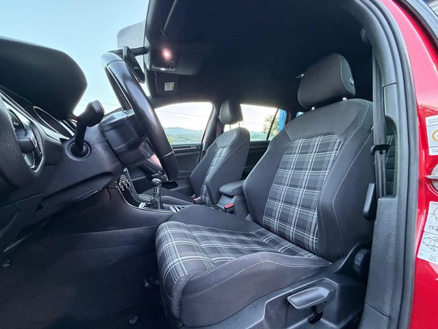 Volkswagen Golf 2.0 TDI GTD BMT