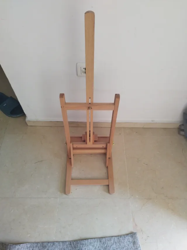 Caballete de madera para pintar