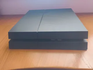 PS4 1TB Jet Black CUH-1612B y 2 mandos
