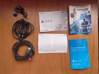 PS4 1TB Jet Black CUH-1612B y 2 mandos