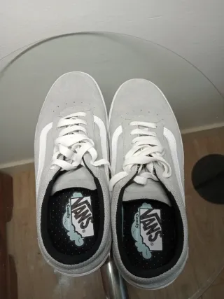 Zapatillas Vans ante gris claro talla 39