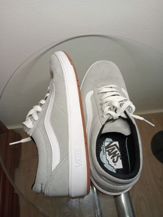 Zapatillas Vans ante gris claro talla 39