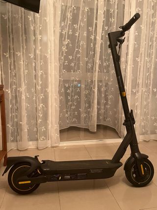Patinete eléctrico como nuevo homologado