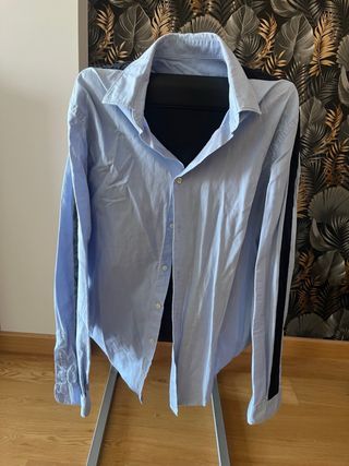 Dos Camisas de Zara Azules 