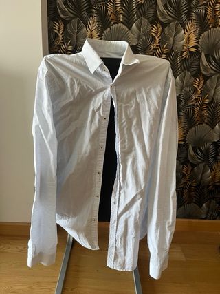 Dos Camisas de Zara Azules 