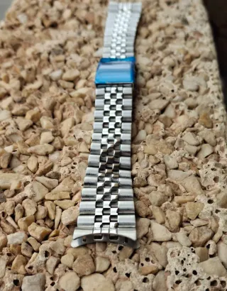 Correa de reloj acero 20mm terminal curvo, nueva. 