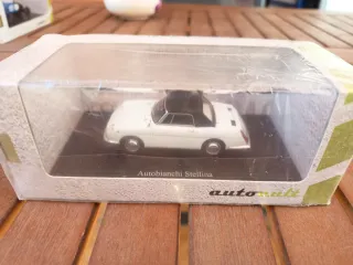 Autocult Autobianchi Stellina Coche a Escala