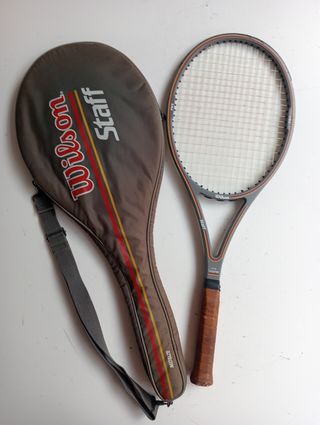 Raqueta Wilson Staff Antigua + Funda