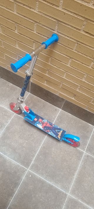 Patinete Aluminio Spiderman Mondo