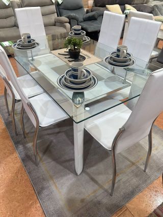 Mesa Comedor Cristal + 6 Sillas Piel Sintética