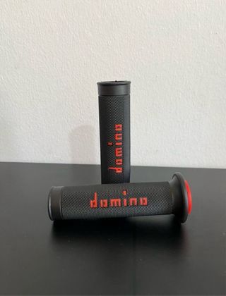 Puños Moto Domino Negro y Rojo