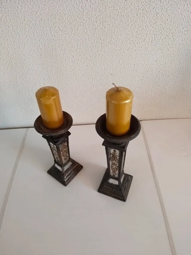 Candelabros Navideños Dorados y Plateados