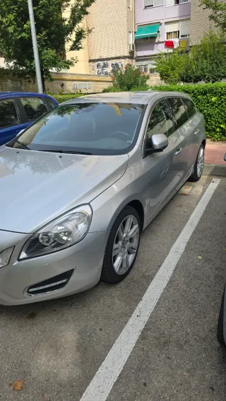 Volvo V60 2011