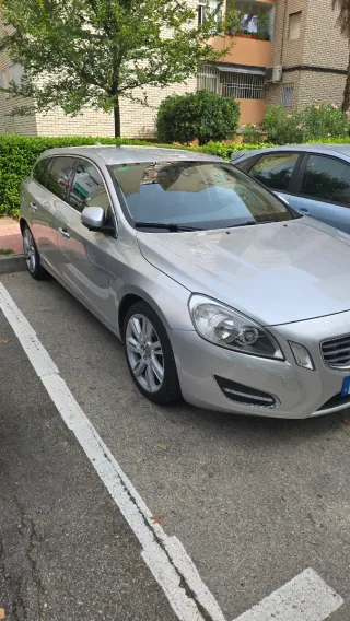 Volvo V60 2011