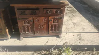 Mueble aparador antiguo de madera