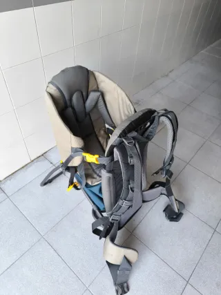 Mochila porteo montaña Deuter decathlon