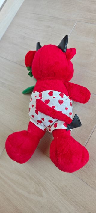 Peluche diavoletto rosso San Valentino