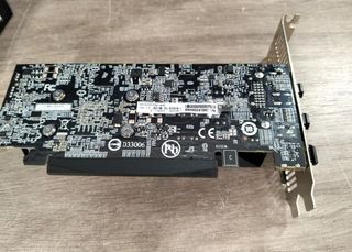 Tarjeta de video GIGABYTE GTX 1050

