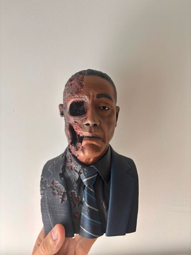 Busto Gus Fring Breaking Bad
