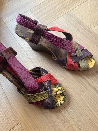 Sandalias de piel multicolor