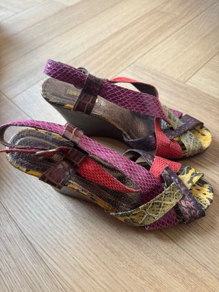 Sandalias de piel multicolor
