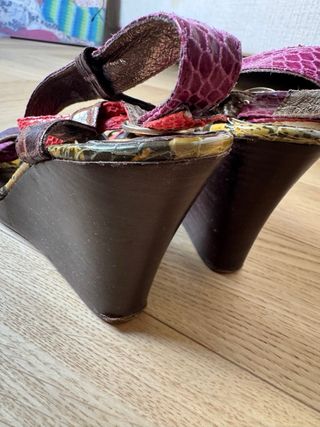 Sandalias de piel multicolor