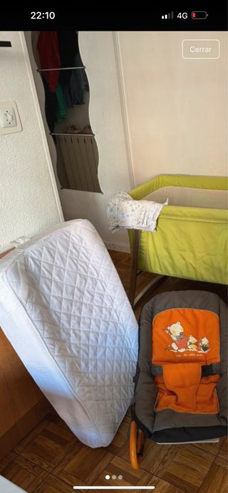 Cuna de viaje y colchón para bebé