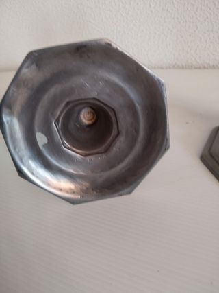 Pareja Candelabros Peltre