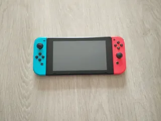 Nintendo Switch Azul y Rojo 2023
