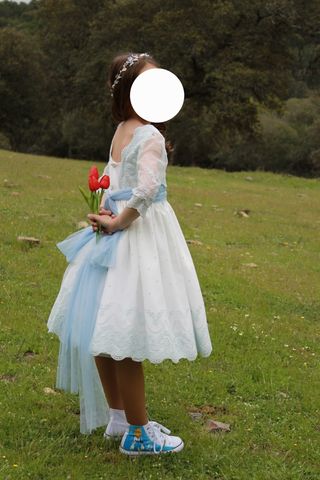 Vestido blanco y azul comunión niña