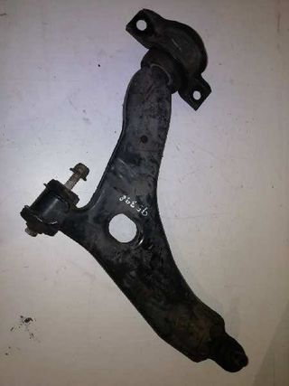 BRAZO SUSPENSION INFERIOR DELANTERO DERECHO para FORD FOCUS BERLINA (CAK) 1998 95398