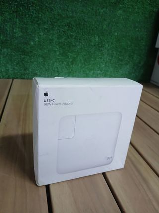 Adaptador Apple USB-C 96W