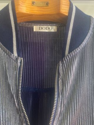 Bomber DODO plata y azul marino Talla L