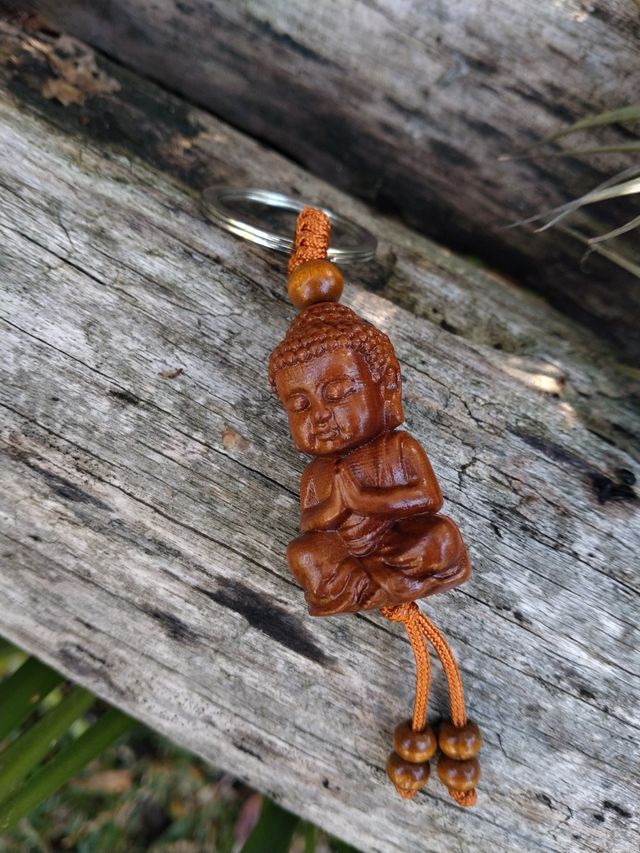 Llavero Buda Madera