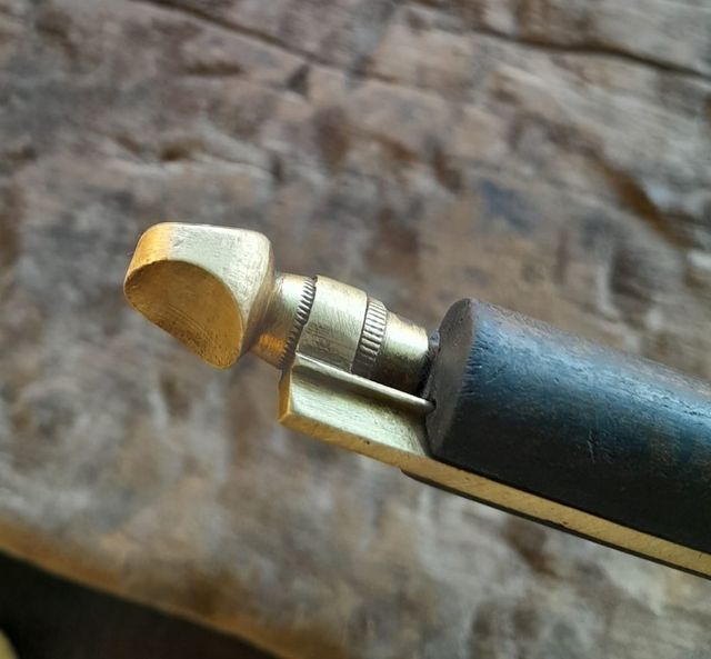 Gramil de carpintero antiguo 
