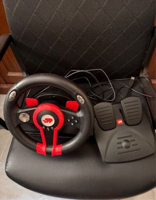 Volante pc con pedales