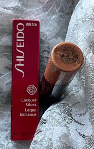 Shiseido Lacquer Gloss BR301
