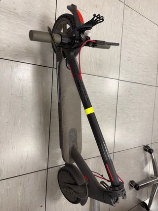 Patinete Xiaomi M365 - Ruedas anti-pinchazo 
