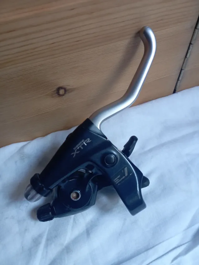 Mandos Shimano XTR Cambio y Freno