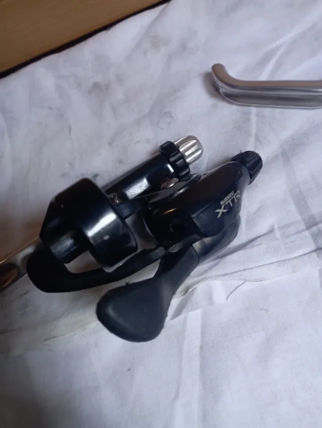 Mandos Shimano XTR Cambio y Freno
